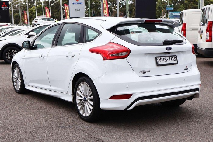 2017 Ford Focus Sport