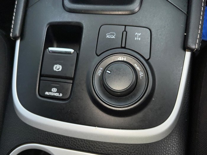 2021 Isuzu MU-X LS-M