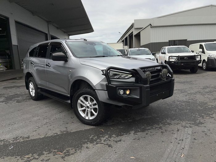 2021 Isuzu MU-X LS-M