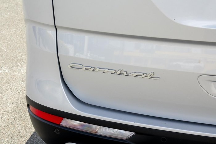 2021 Kia Carnival S