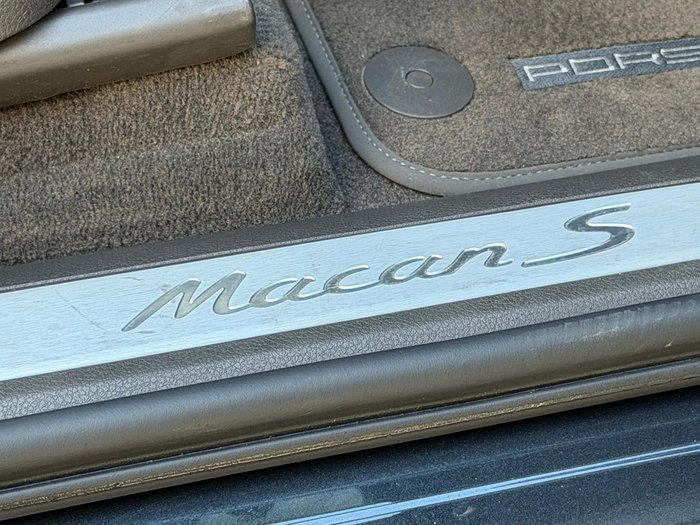 2022 Porsche Macan S 95B MY22 AWD Volcano Grey