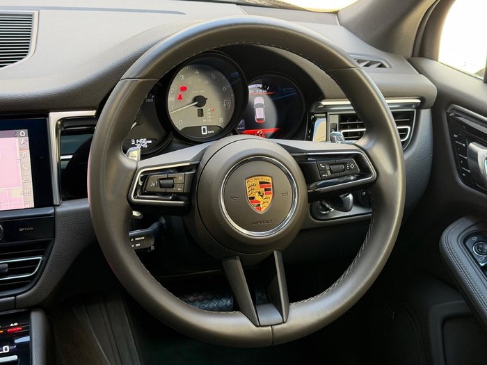 2022 Porsche Macan S