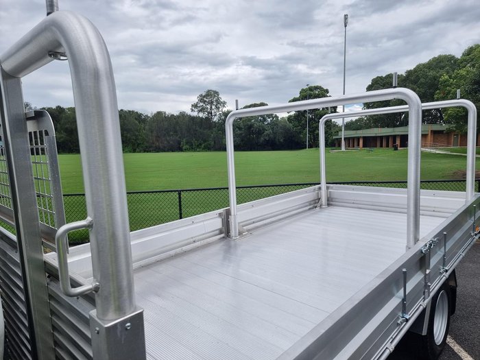 2025 Fuso Canter 515 White