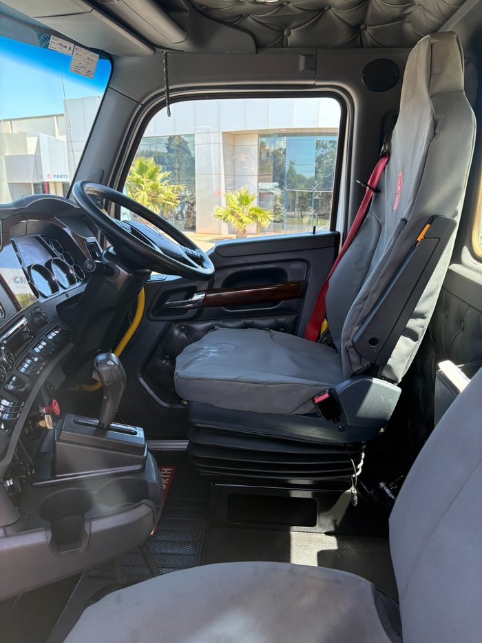 2019 Kenworth T610SAR T610SAR