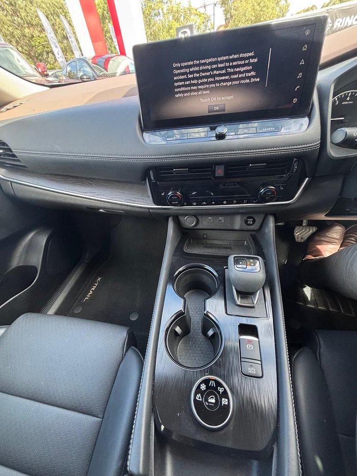 2025 Nissan X-TRAIL ST-L