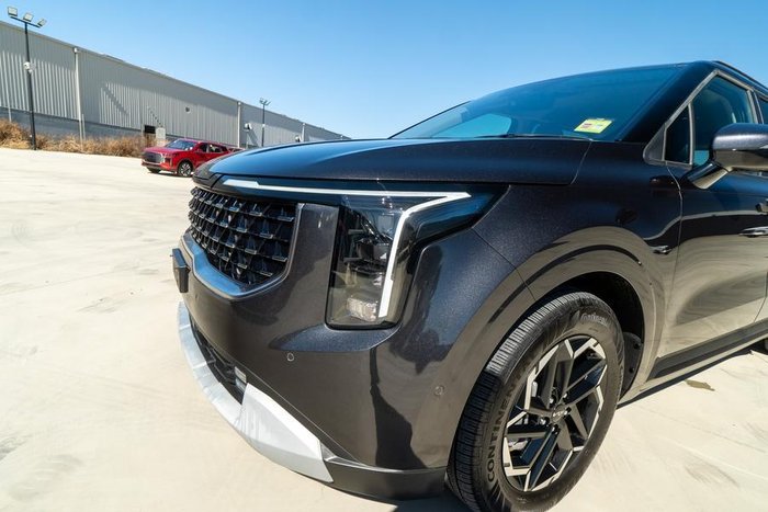 2024 Kia Carnival Sport+