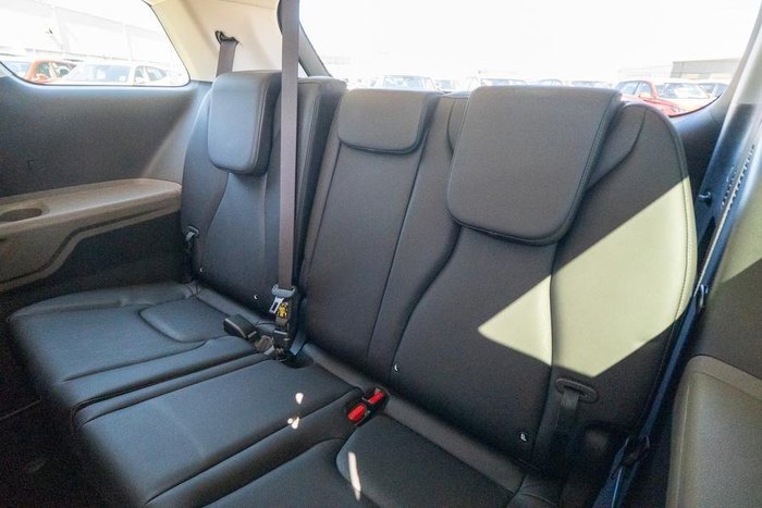 2024 Kia Carnival Sport+