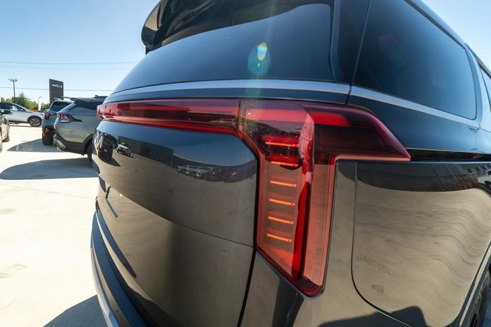 2024 Kia Carnival Sport+