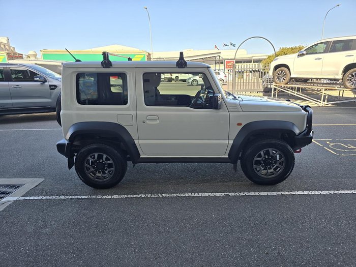2022 Suzuki Jimny