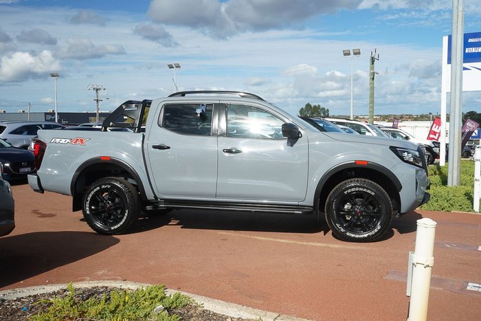 2025 Nissan Navara PRO-4X
