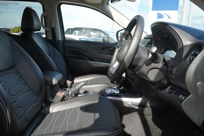 2025 Nissan Navara PRO-4X