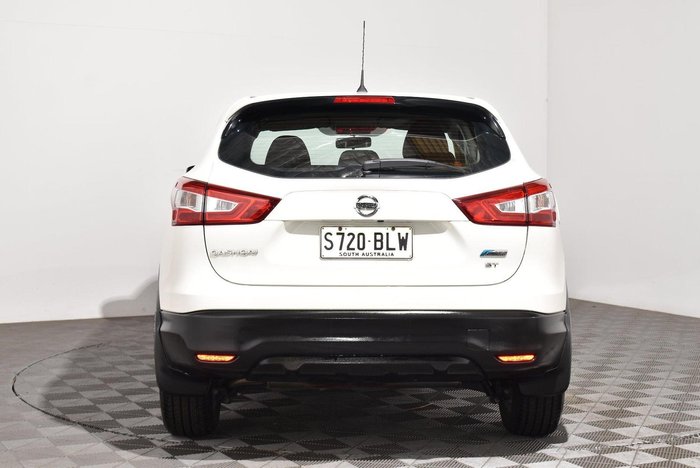 2015 Nissan QASHQAI ST