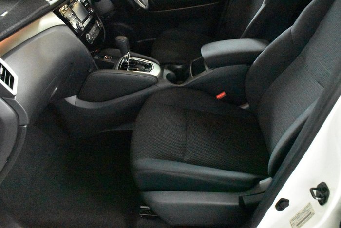 2015 Nissan QASHQAI ST