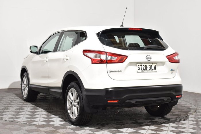2015 Nissan QASHQAI ST