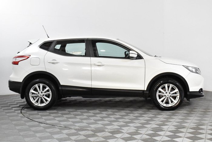 2015 Nissan QASHQAI ST