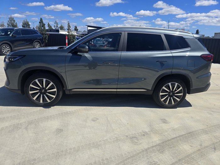 2025 Chery Tiggo 8 Super Hybrid Ultimate