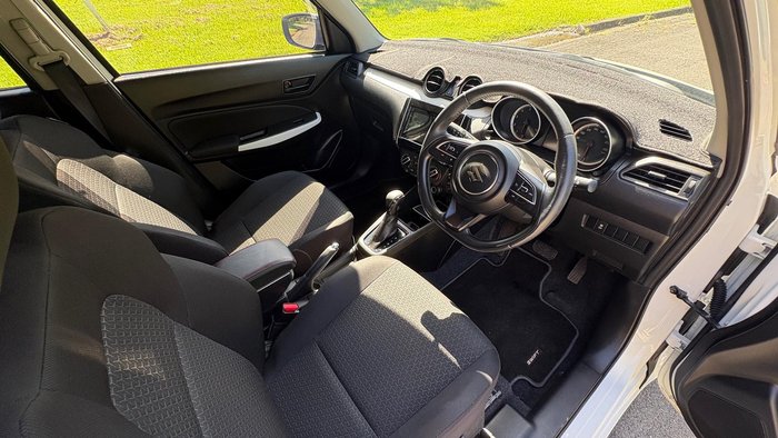 2019 Suzuki Swift GL Navigator