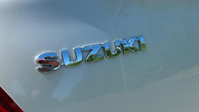 2019 Suzuki Swift GL Navigator