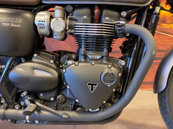 2017 Triumph Bonneville T120 Black Bonneville Grey