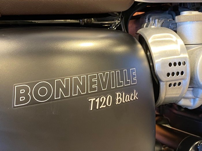 2017 Triumph Bonneville T120 Black Bonneville Grey
