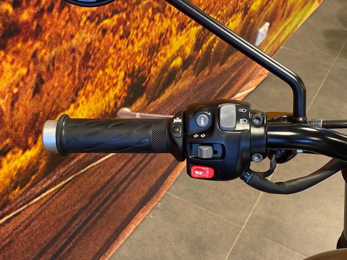 2017 Triumph Bonneville T120 Black Bonneville Grey