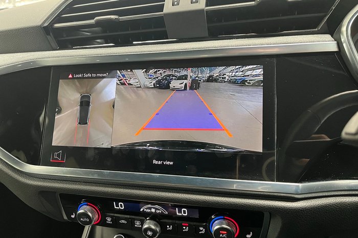 2024 Audi Q3 40 TFSI S line