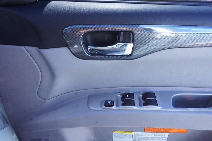 2015 Mitsubishi Challenger LS