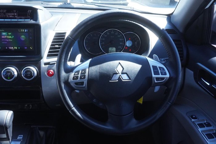 2015 Mitsubishi Challenger LS