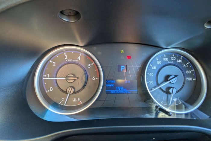 2017 Toyota Hilux SR