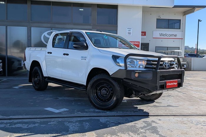 2017 Toyota Hilux SR