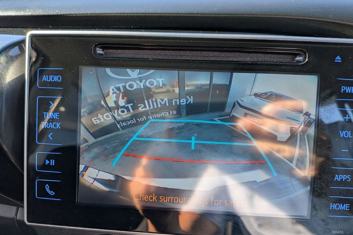 2017 Toyota Hilux SR