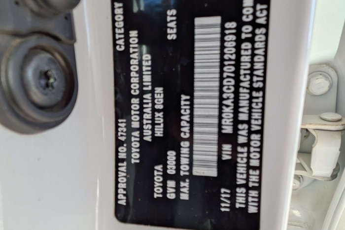 2017 Toyota Hilux SR