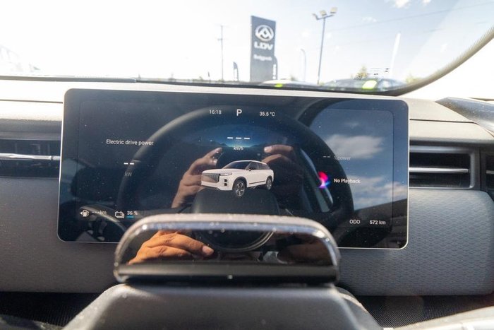 2025 Jaecoo J7 SHS Track