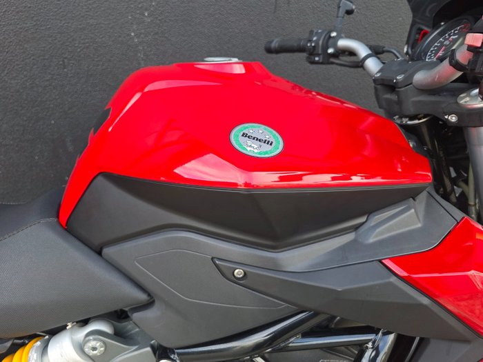 2014 Benelli BN600R RED