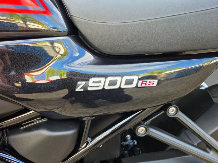 2026 Kawasaki Z900RS SE ABS BLACK