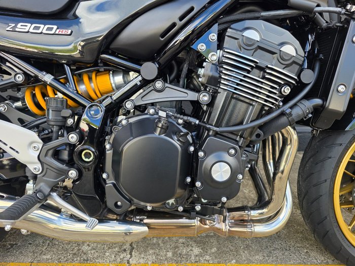 2026 Kawasaki Z900RS SE ABS BLACK