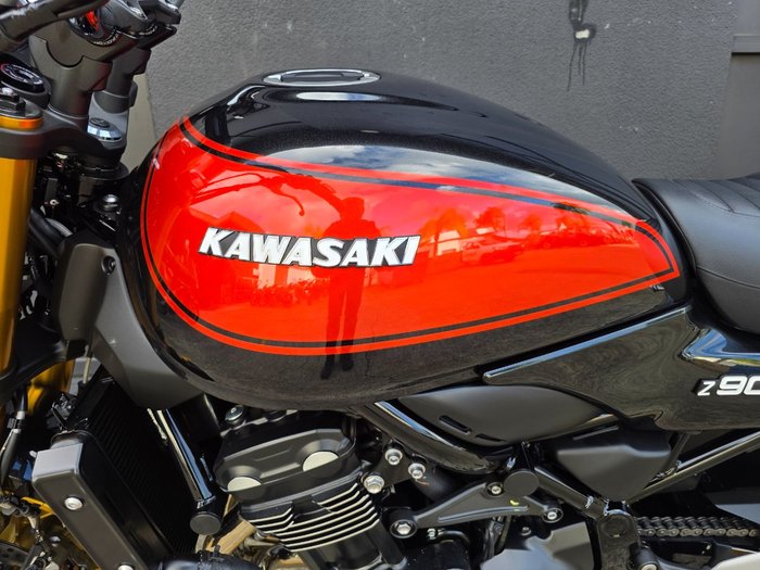 2026 Kawasaki Z900RS SE ABS BLACK