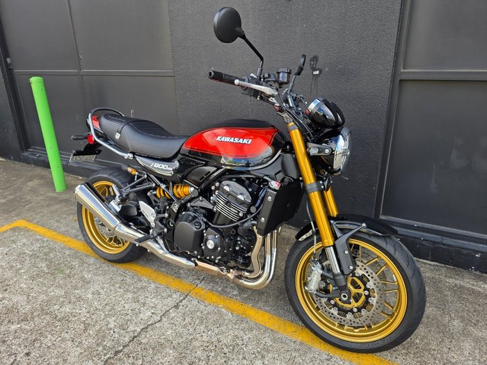 2026 Kawasaki Z900RS SE ABS BLACK