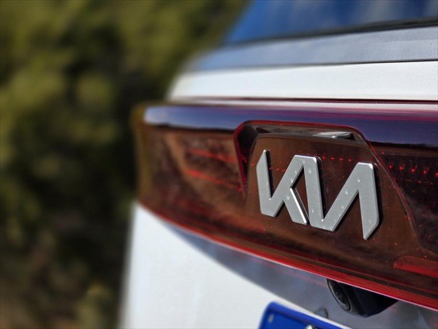 2021 Kia Carnival S