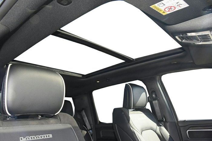 2025 RAM 1500 Laramie Sport Hurricane SO RamBox