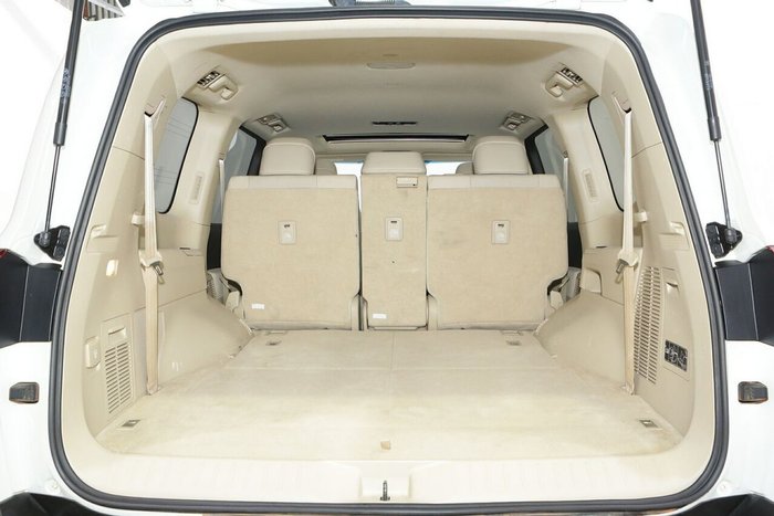 2022 Toyota Landcruiser VX