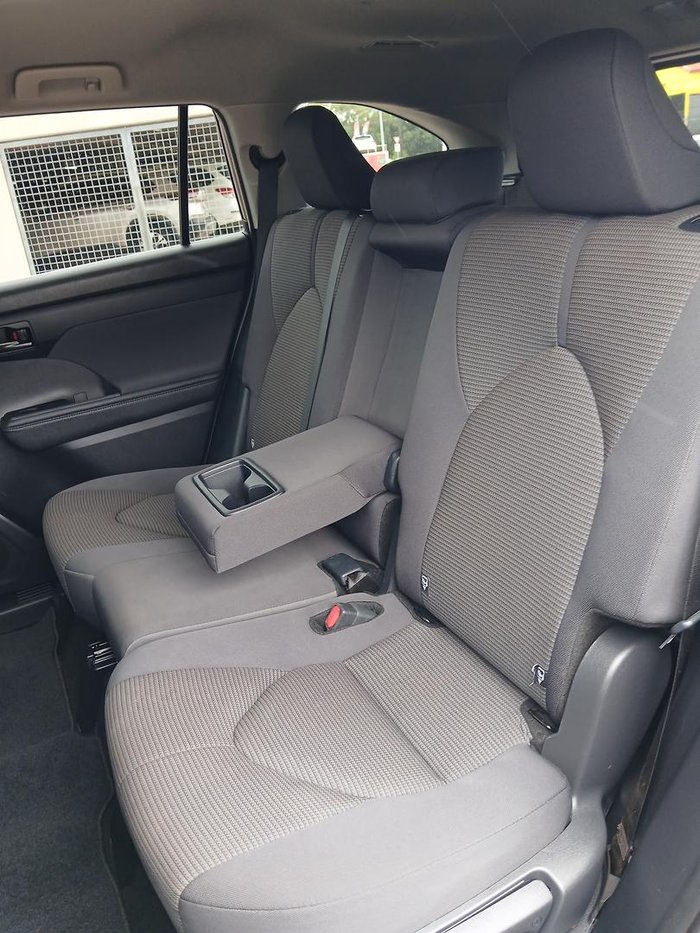 2024 Toyota Kluger GX