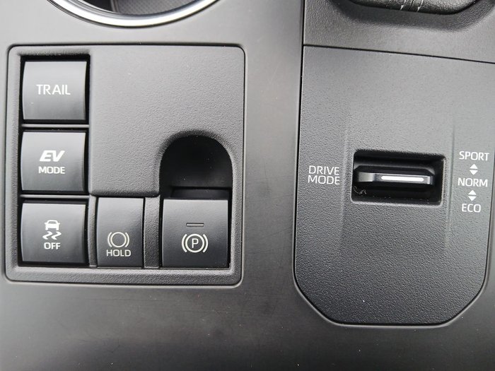 2024 Toyota Kluger GX