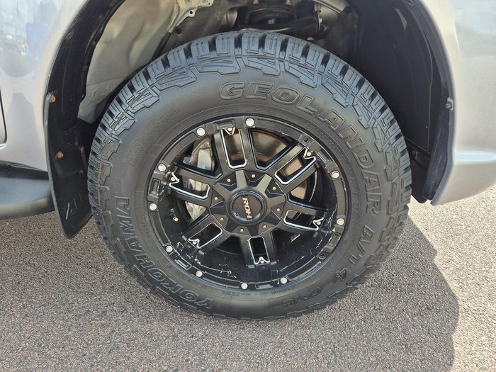 2019 Toyota Hilux SR