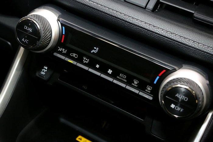 2025 Toyota RAV4 GXL