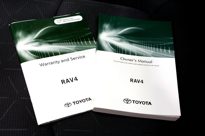 2025 Toyota RAV4 GXL