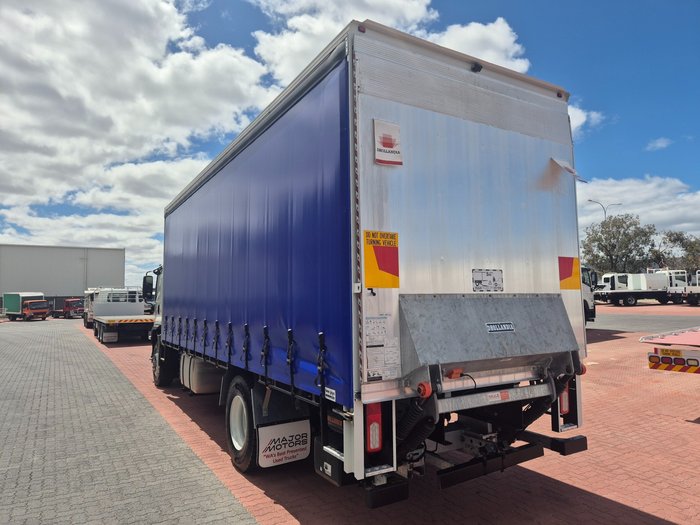 2025 Isuzu Trucks FVR170-300 AUTO LWB (MY25) 12 Pallet Tautliner and Lift
