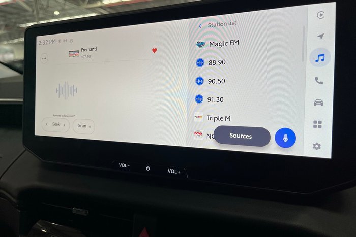 2026 Toyota Hilux SR5 48V