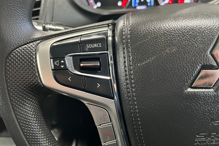 2022 Mitsubishi Triton GLX