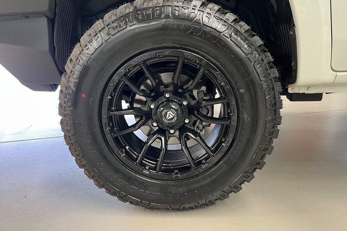 2022 Mitsubishi Triton GLX